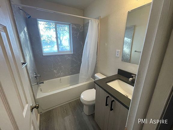 2nd image of 2376 N Emporia St