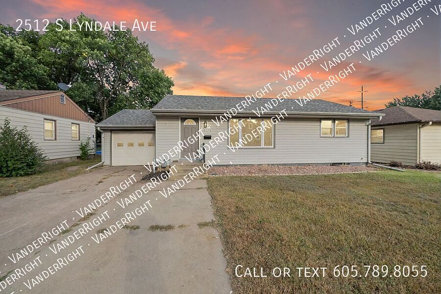 1st image of 2512 S Lyndale Ave