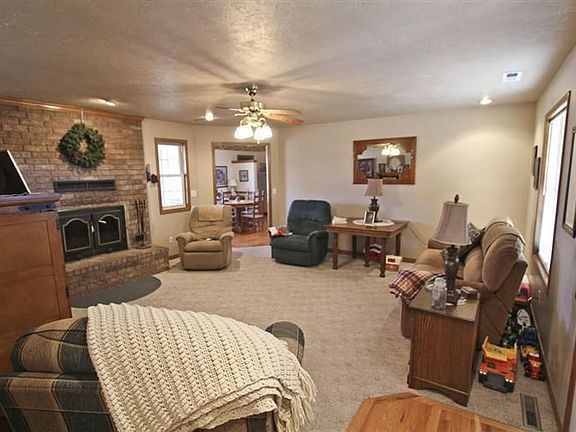 4th image of 1053 E Dade 186