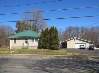 706 Day Hollow Rd, Endicott, NY 13760