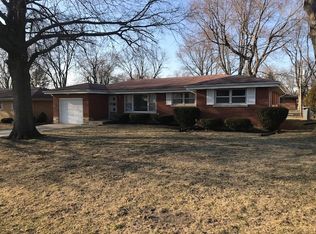 527 Meadow Ln, Beecher, IL 60401