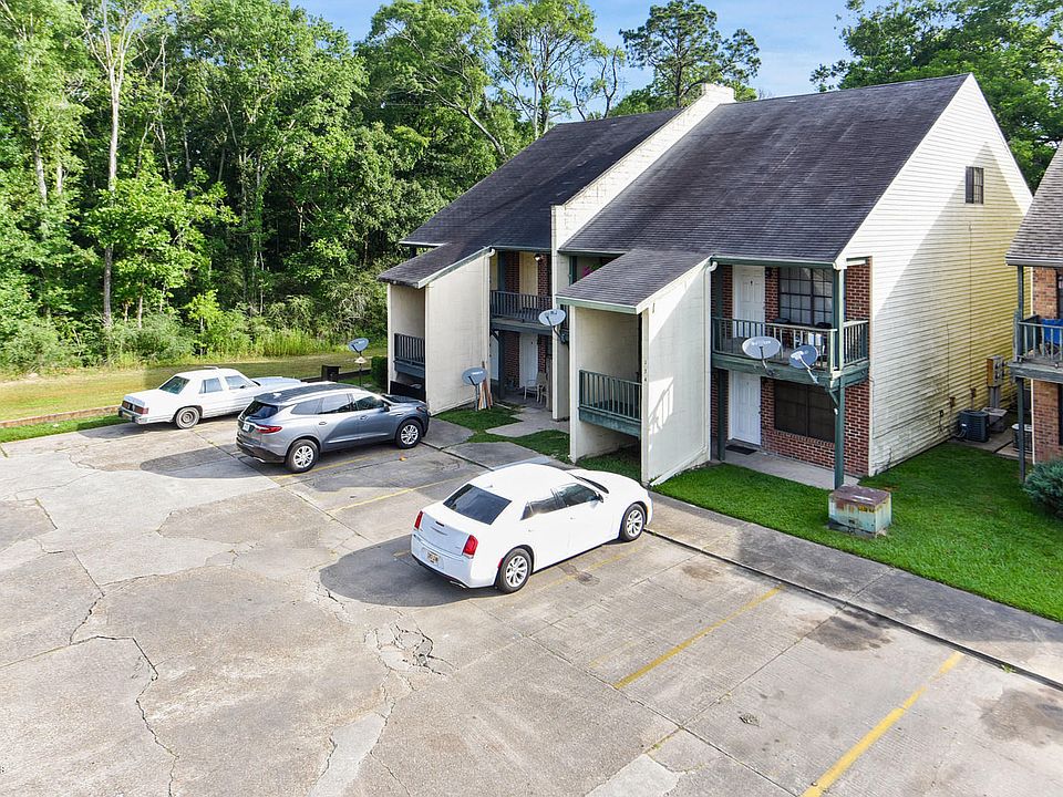 1st image of 136 N Meyers Dr #1-4