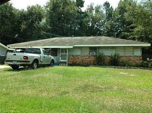 1st image of 132 Woodland Cir