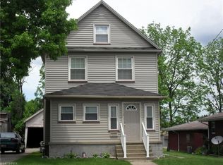 349 Maplewood Ave, Struthers, OH 44471