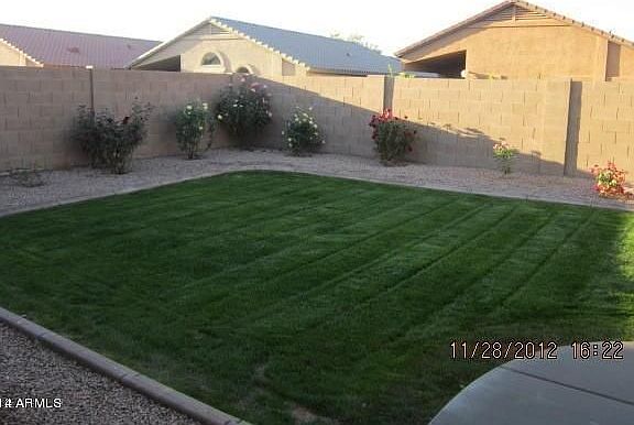 3rd image of 40450 W Novak Ln