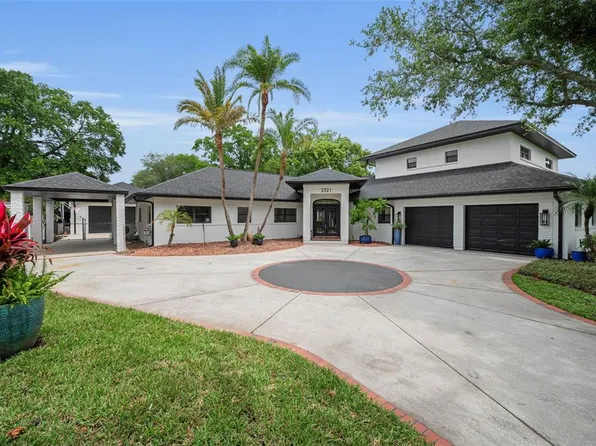 2521 Lake Ellen Dr, Tampa, FL 33618