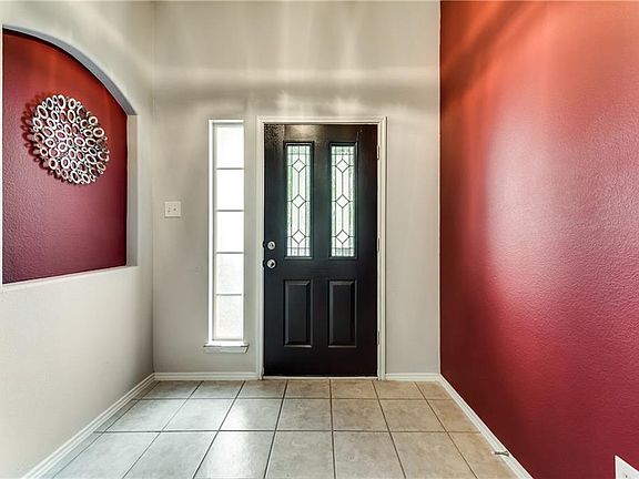3rd image of 6021 Sun Ray Dr