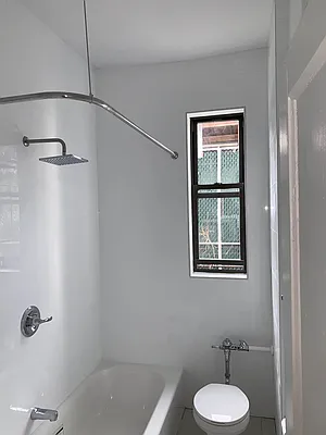Rented by Grand Group Realty | media 8