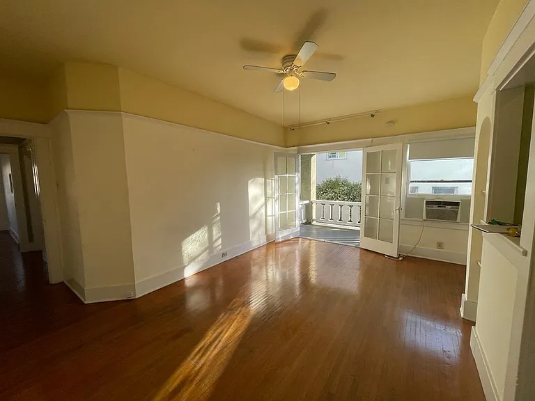 1715 Rodney Dr #1 — Photo 1