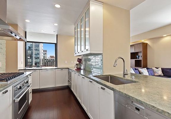4th image of 245 W 99th St #11BC