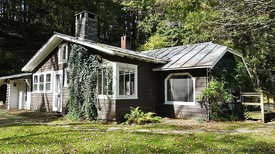 1st image of 28 Rose Ln
