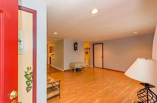 2nd image of 2024 4th Ave