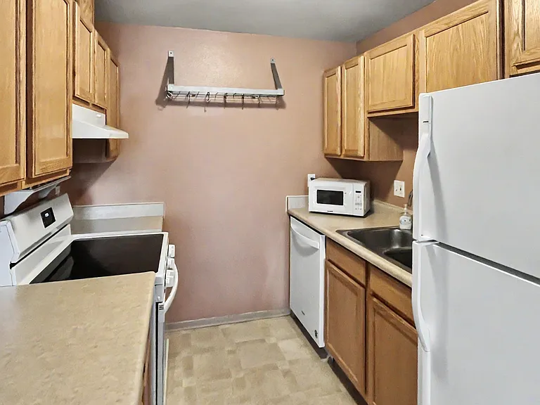 1405 W 27th Ave #1-307 — Photo 4