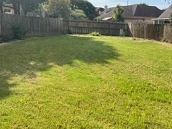 4th image of 7479 Wintergreen Ln