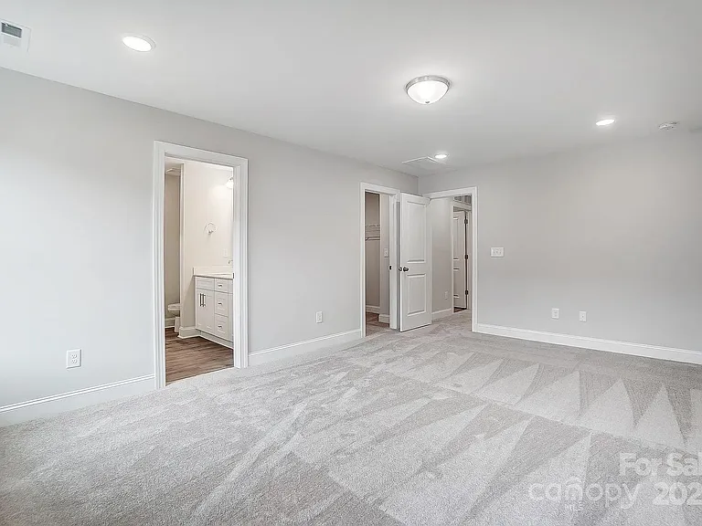 4153 Black Ct — Photo 36