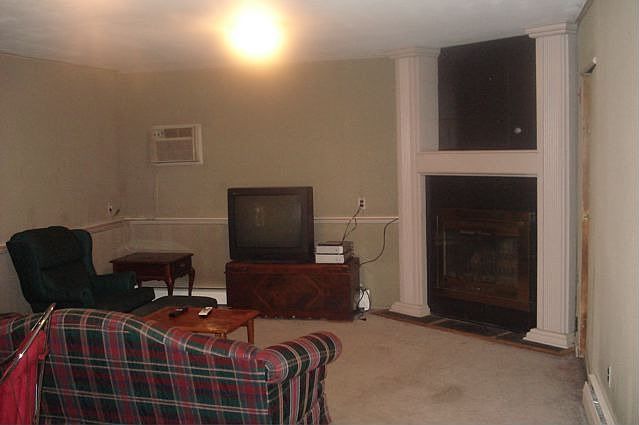 1st image of 14 Beacon Hill Dr