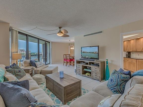 3rd image of 690 Island Way APT 901