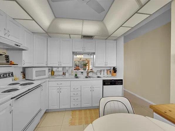 2901 Victoria Circle #B3, Coconut Creek, FL 33066