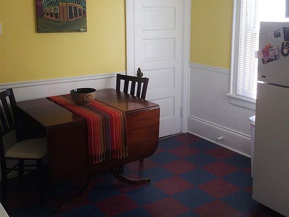 5th image of 1859 N Warren Ave #A