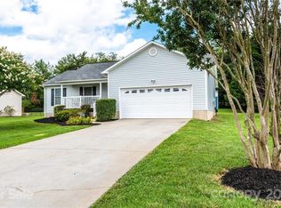 2062 Rocketts Way, Newton, NC 28658