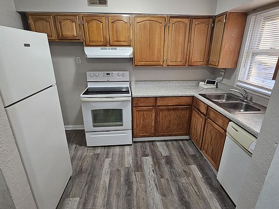 2nd image of 6349 Garfield Ave