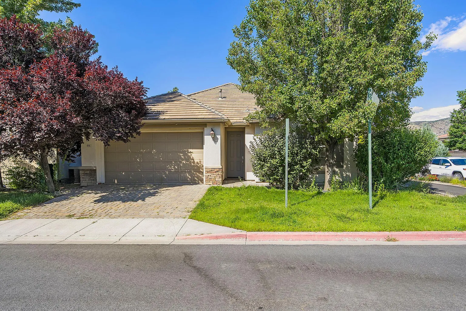 491 Roseben Ct photo 1