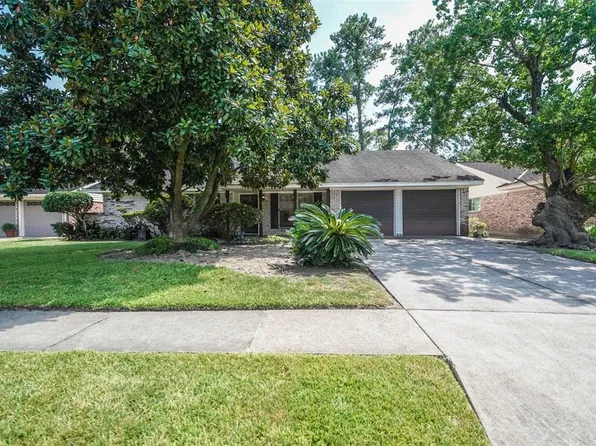 1175 Chamboard Ln, Houston, TX 77018