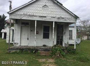 708 S Weeks St, New Iberia, LA 70560