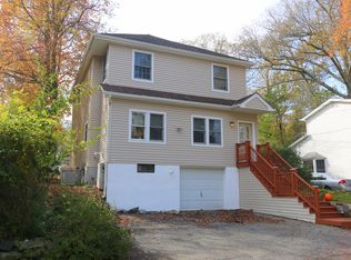 19 Seneca Rd, Putnam Valley, NY 10579