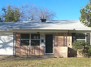 2911 Esterbrook Dr, Farmers Branch, TX 75234