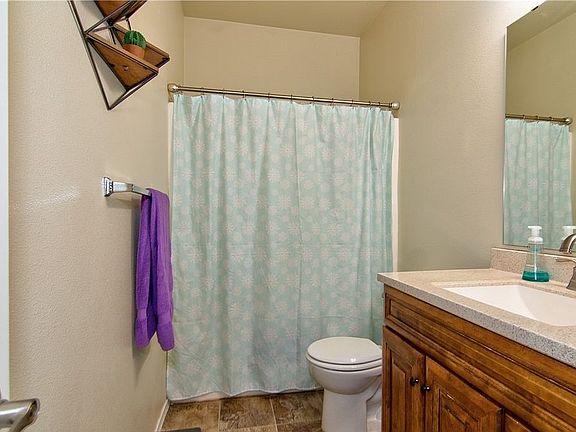 4th image of 8539 Capstan Dr NE