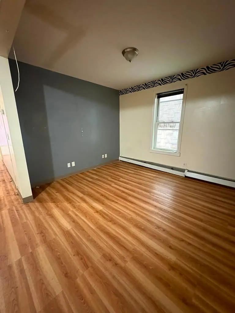 2 bed, 1.0 bath, $2,600 — Photo 1