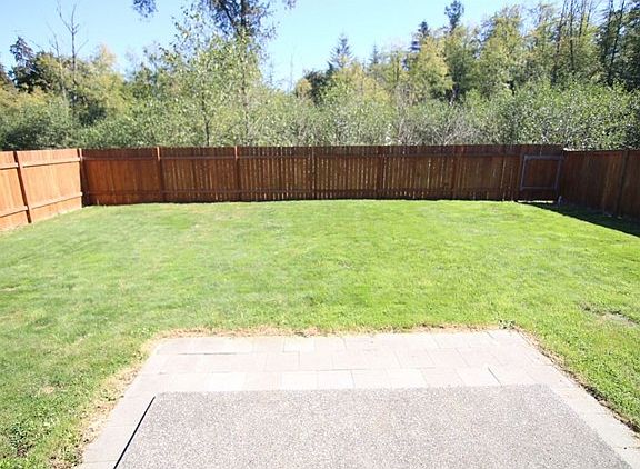 3rd image of 6901 86th Ave NE