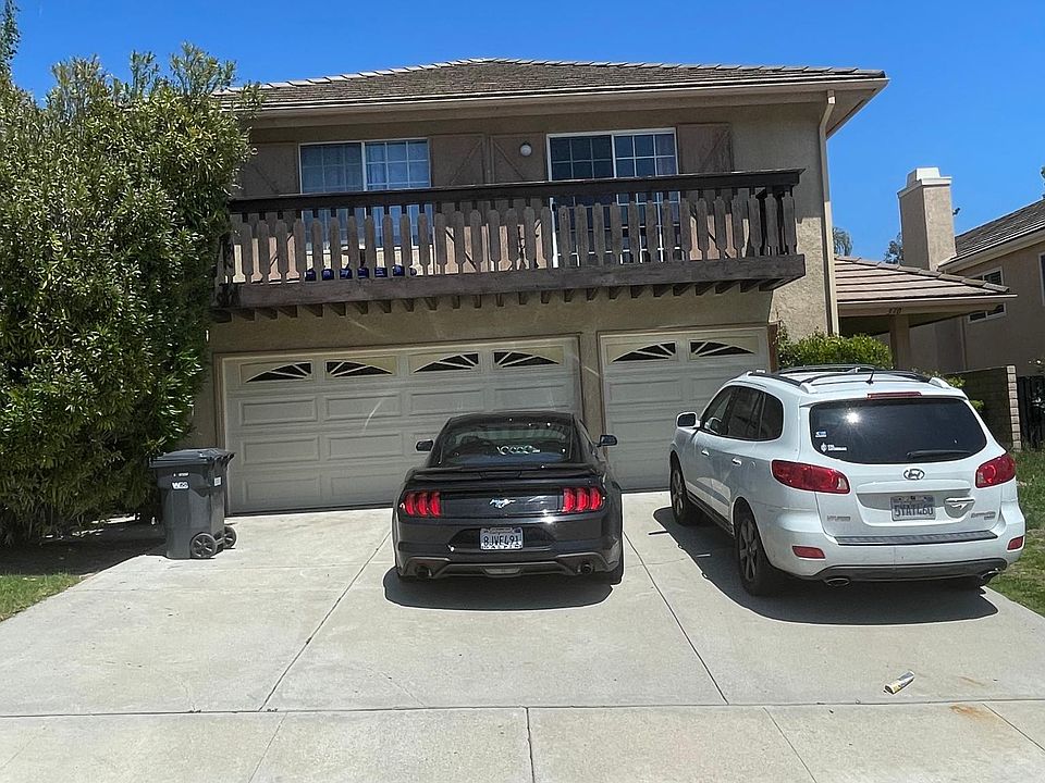 1st image of 370 Southridge Dr