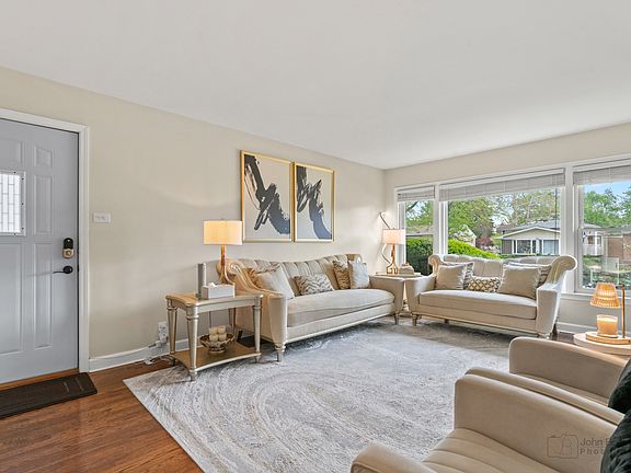 3rd image of 8326 Crawford Ave