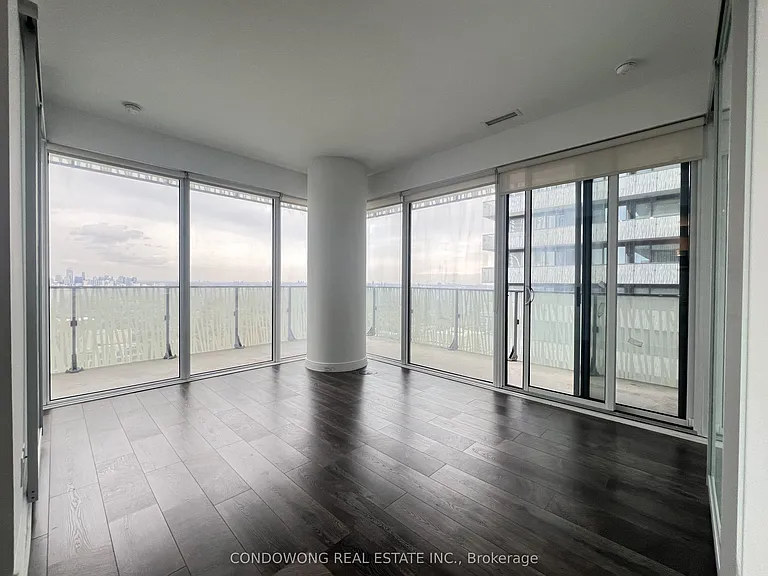 42 Charles St E #4308 — Photo 4