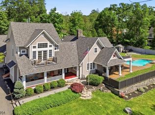 193 Long Pond Rd, Hewitt, NJ 07421
