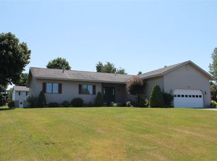 317 Hillcrest Dr, Petoskey, MI 49770