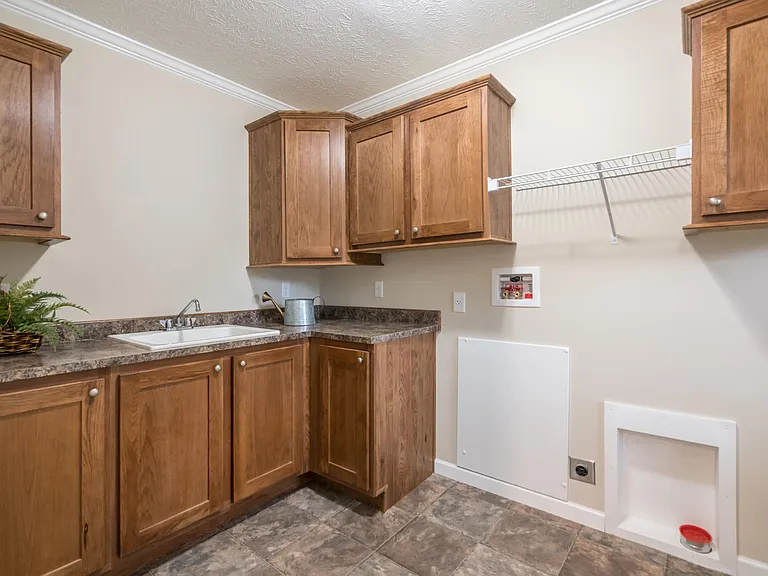 Bayshore Estates — Photo 20