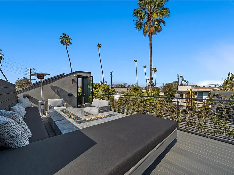 840 California Ave — Photo 91