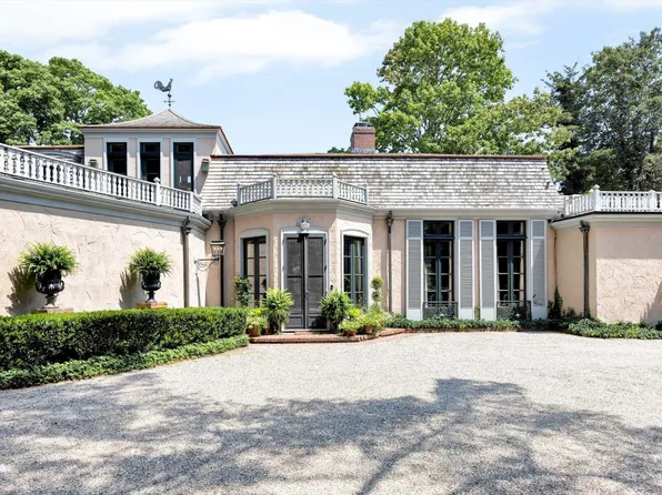 804 Main Street, Cotuit, MA 02635