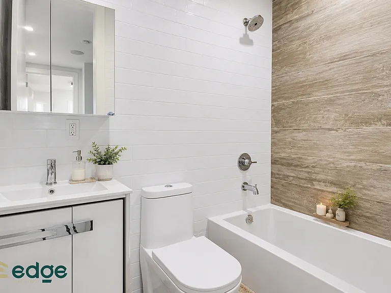 754 Grand St #4I — Photo 7