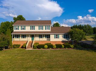 120 Nora Valley Dr, Troutville, VA 24175