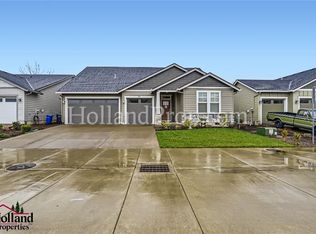 1940 S Heather Ct, Cornelius, OR 97113