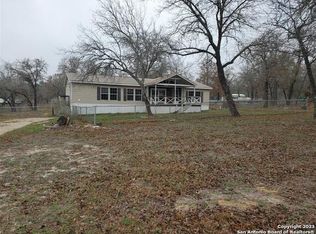 974 Highlands Loop, Poteet, TX 78065