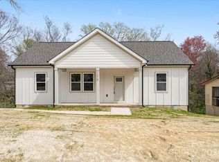 1215 Suncrest Ave, Statesville, NC 28677