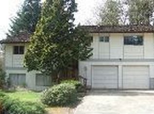 18209 108th Ave NE, Bothell, WA 98011