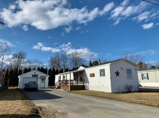 28 I St, Bangor, ME 04401