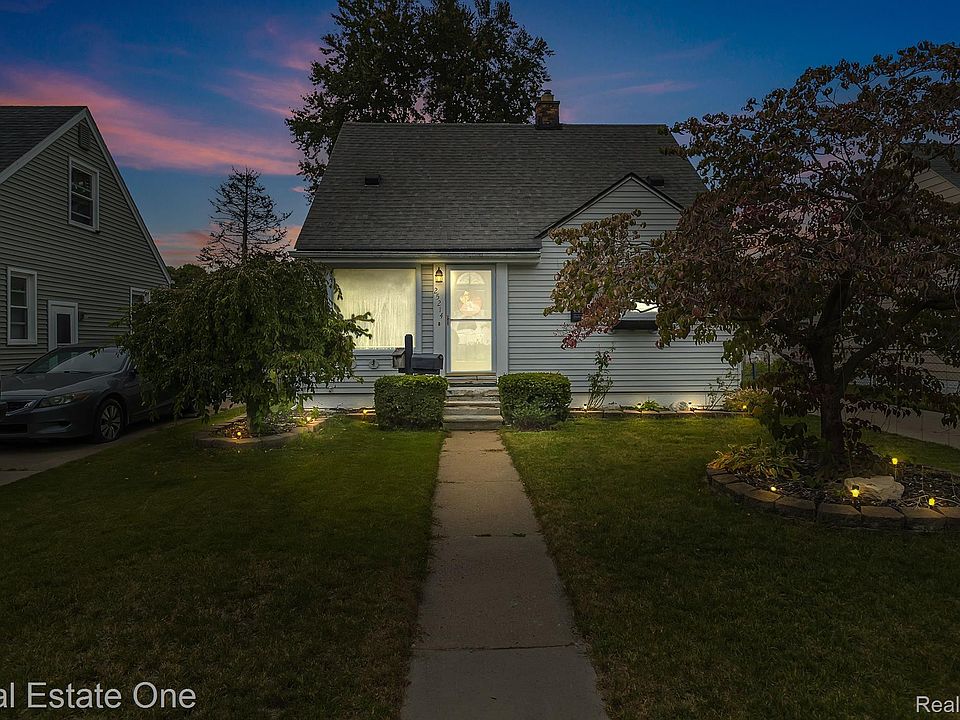 1st image of 25214 Andover Dr