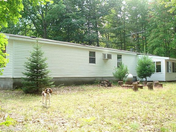 4th image of 9518 21 Mile Rd